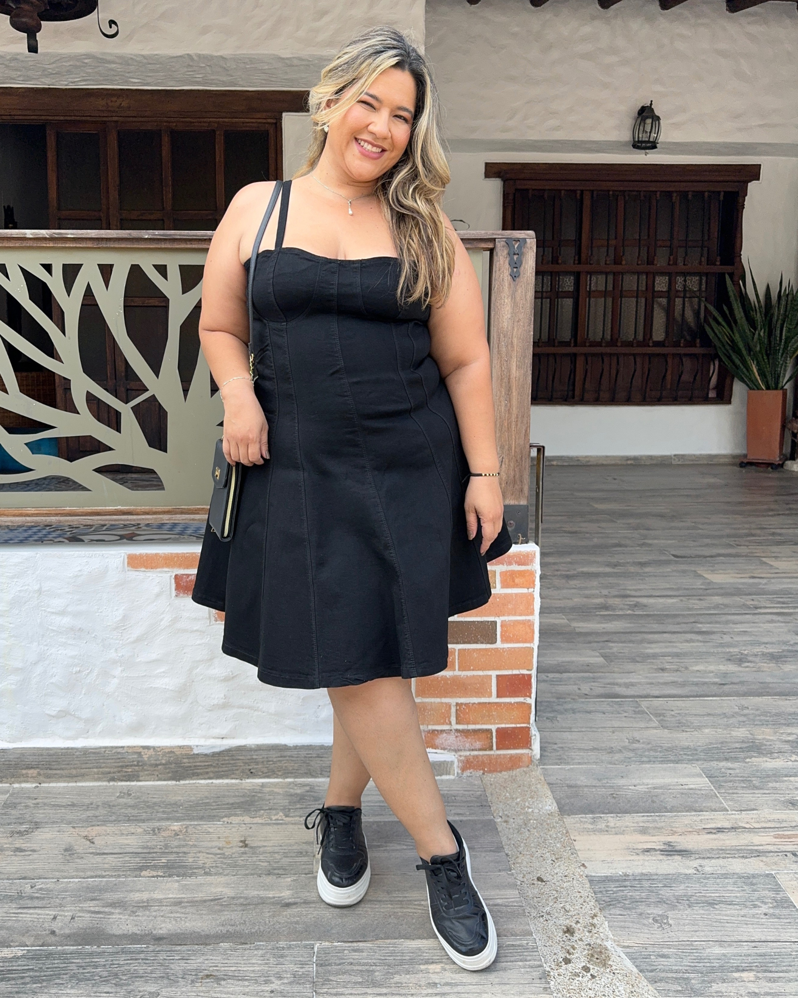 VESTIDO JEAN NEGRO 5318