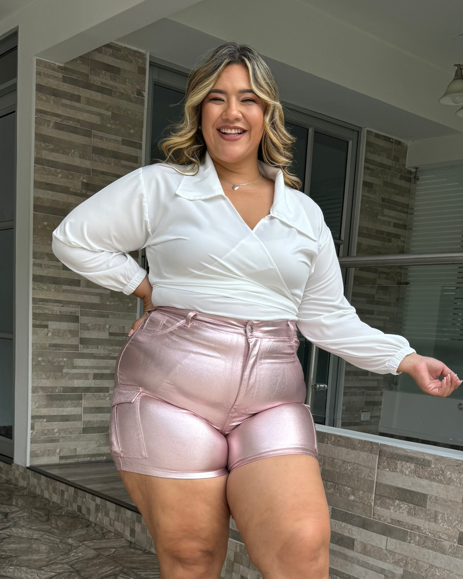 SHORT PLATEADO ROSADO 8314