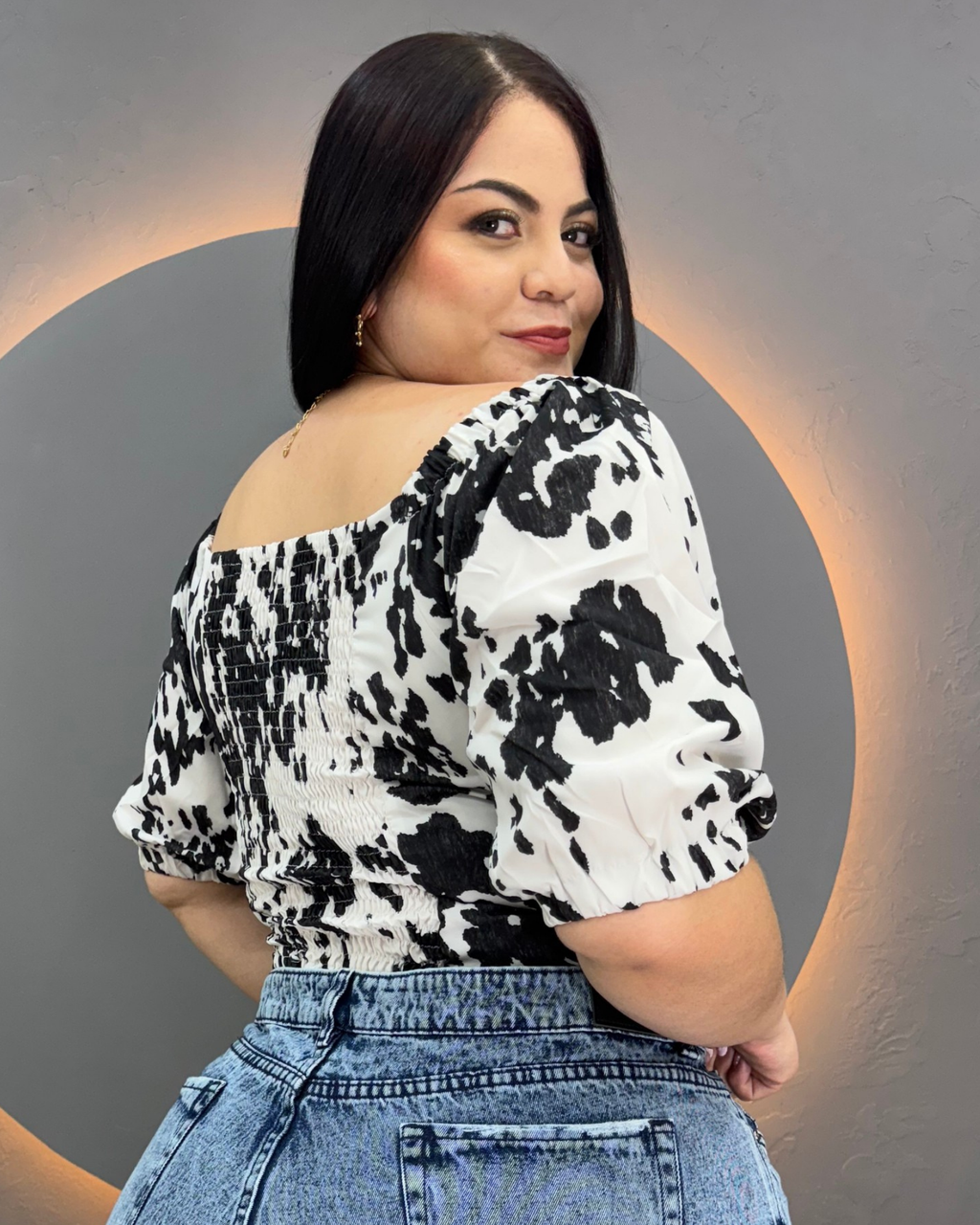 BLUSA NEIVA BLACA MANCHAS NEGRAS NEI1
